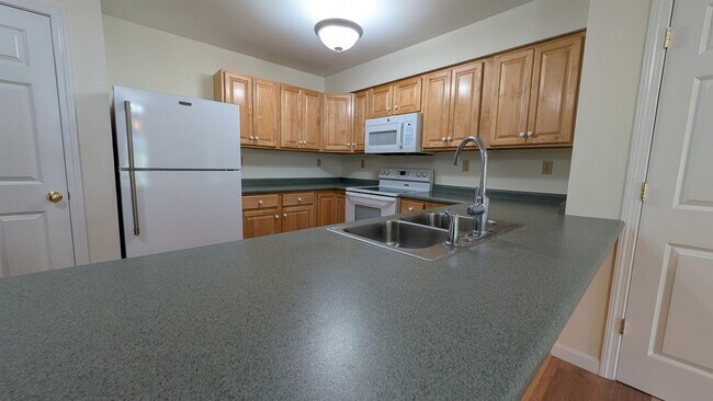 118 Secretariat Wy Unit 211