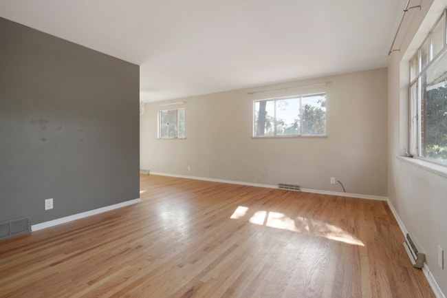 Photo - 1390 W Berry Dr