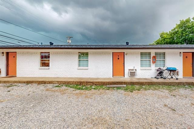 Photo - 204 N 6th St Unidad 7