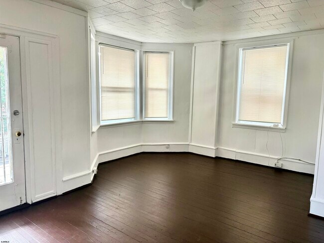 Photo - 117 N Georgia Ave