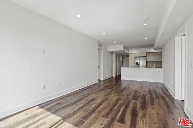 Photo - 1233 S Westgate Ave Unit 212