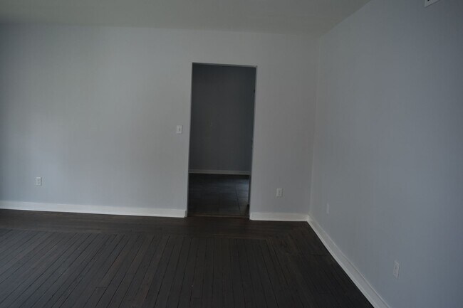 315 Voorheis St