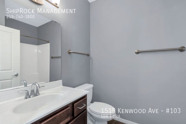 Photo - 1515 Kenwood Ave Unidad #103