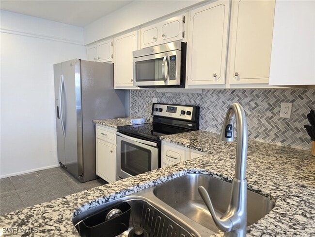 Building Photo - 13511 Stratford Pl Cir Unit 202 Rental