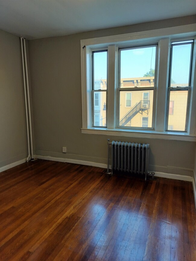 Building Photo - 291 Central Ave Unit B1 Rental