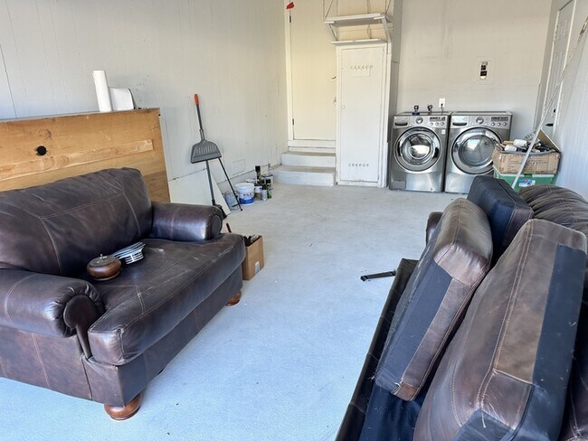 Photo - 202 Dianna Dr