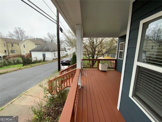 Photo - 294 Bass St SW