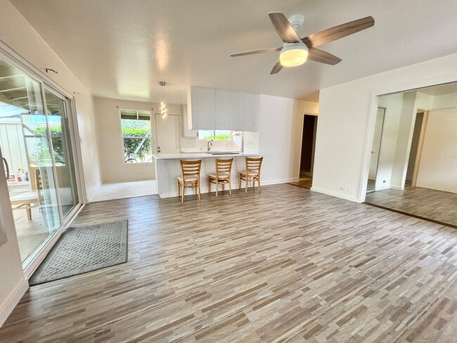 Photo - Newly Renovated 3BR/2BA Townhouse at Waial...