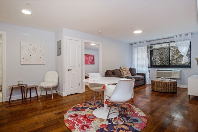 2 Bedroom Living Room