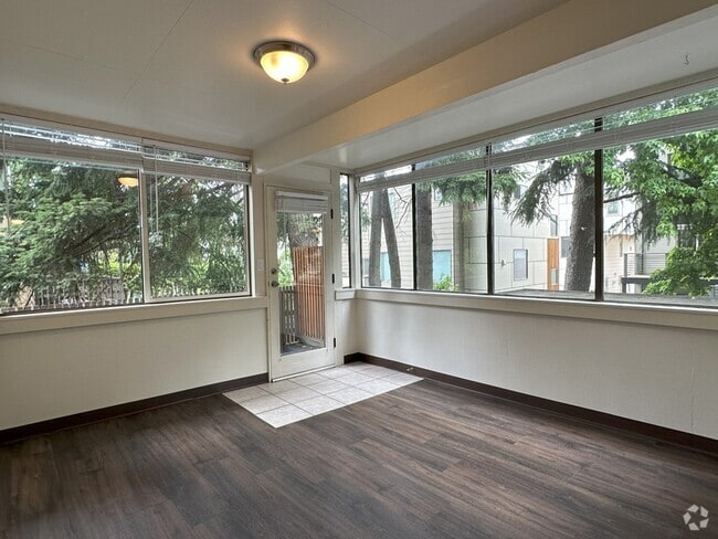 Building Photo - 2334 49th Ave SW Rental