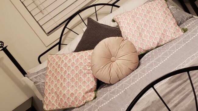 Photo - 2950 Columbia St Unidad Furnished SanDiego Studio