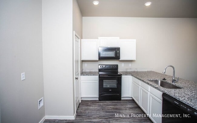 Photo - 2102 N Avenue J