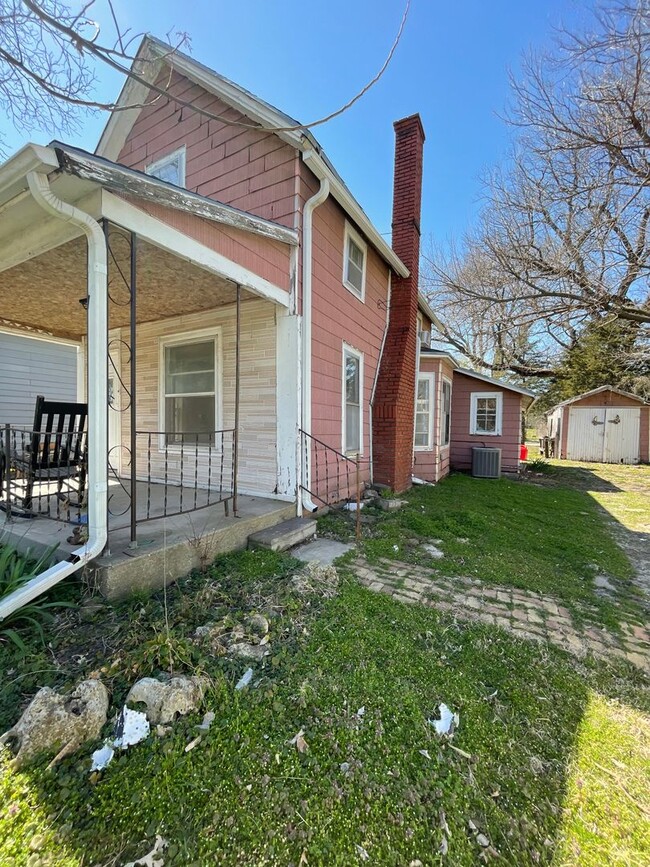 209 Congress St. Emporia KS, 66801 Rental - House Rental in Emporia, KS ...