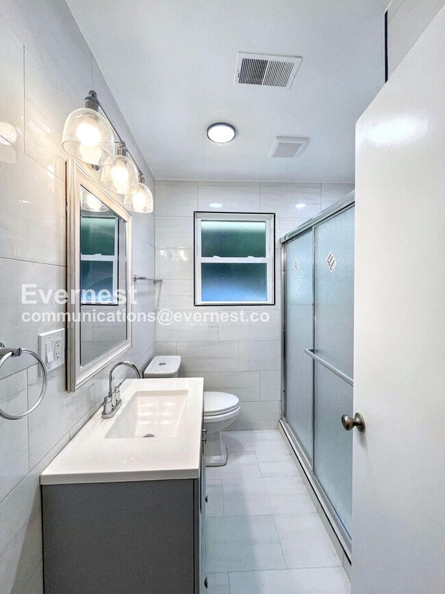 Photo - 818 W Old Hickory Blvd