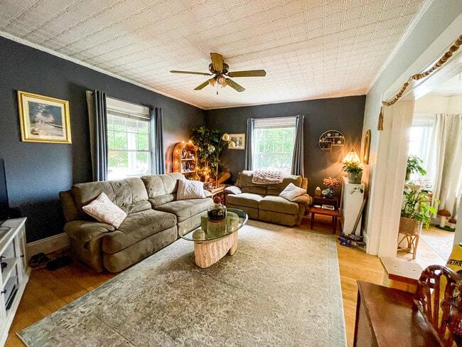 Living Room - 415 Highland St Unit 415