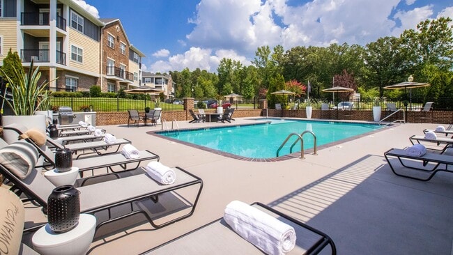 Take a refreshing dip in our resort-style pool and unwind on poolside loungers, immersing yourself in a haven of relaxation.