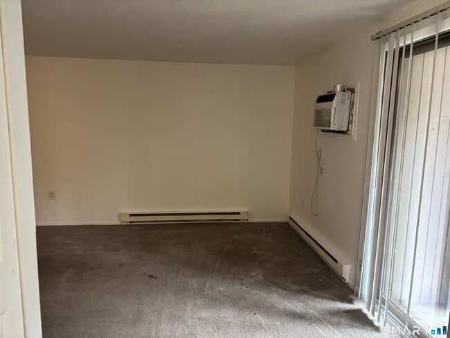 Photo - 127 Burgundy Hill Ln Unidad 127