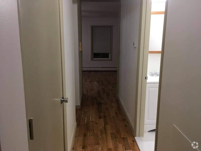 Building Photo - 439 Amboy Street Unit #1 Rental