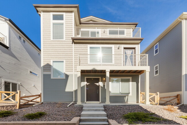 Building Photo - 5748 Thurless Ln