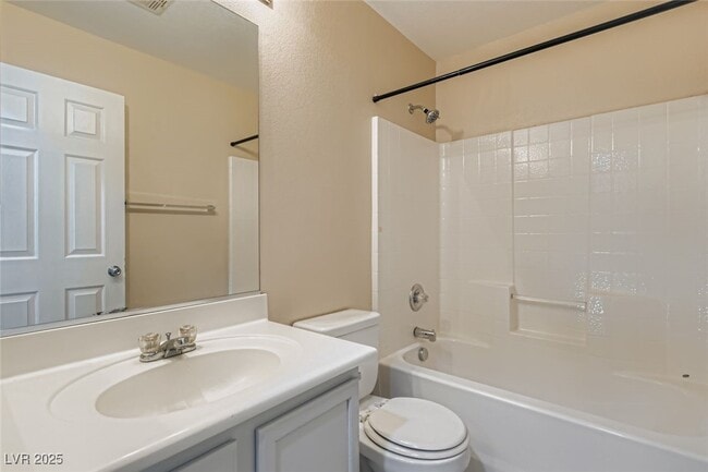 Photo - 5986 Ambleshire Ave