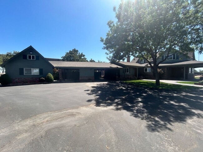 Country home with inground pool/spa. Pool ... - Country home with inground pool/spa. Pool ...