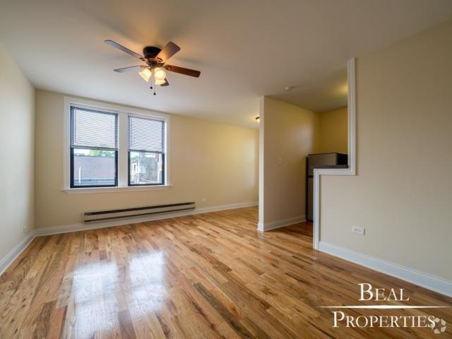 Building Photo - 0 bedroom in CHICAGO IL 60614 Unit B Rental