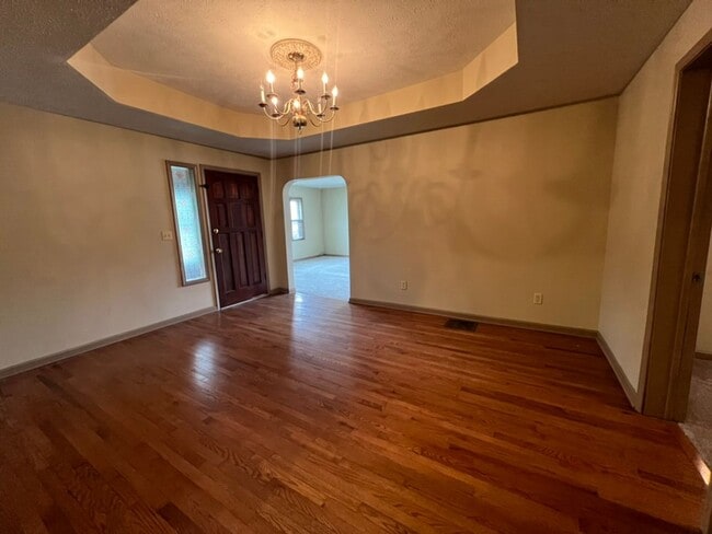 Photo - Charming 3 bedroom - 2 bath house in Normal