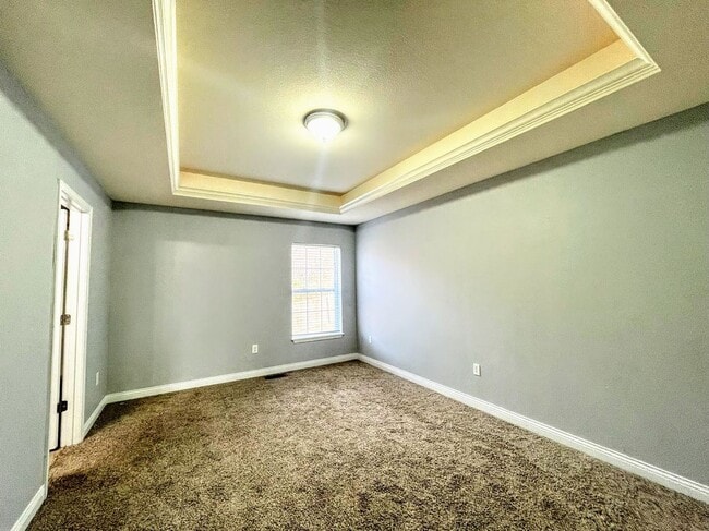 Photo - Home near FLW!