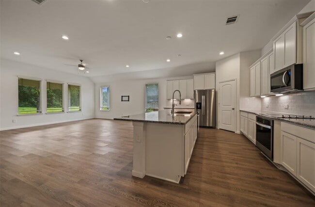 Photo - 177 Jim Hall Ln