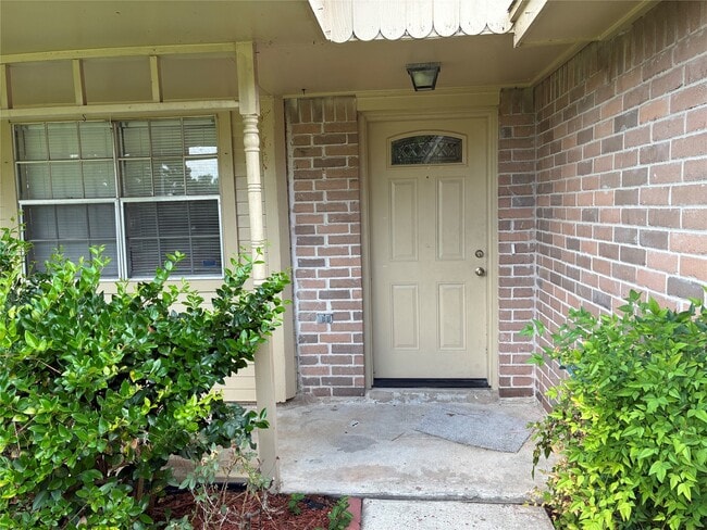 Photo - 16230 Cutten Rd