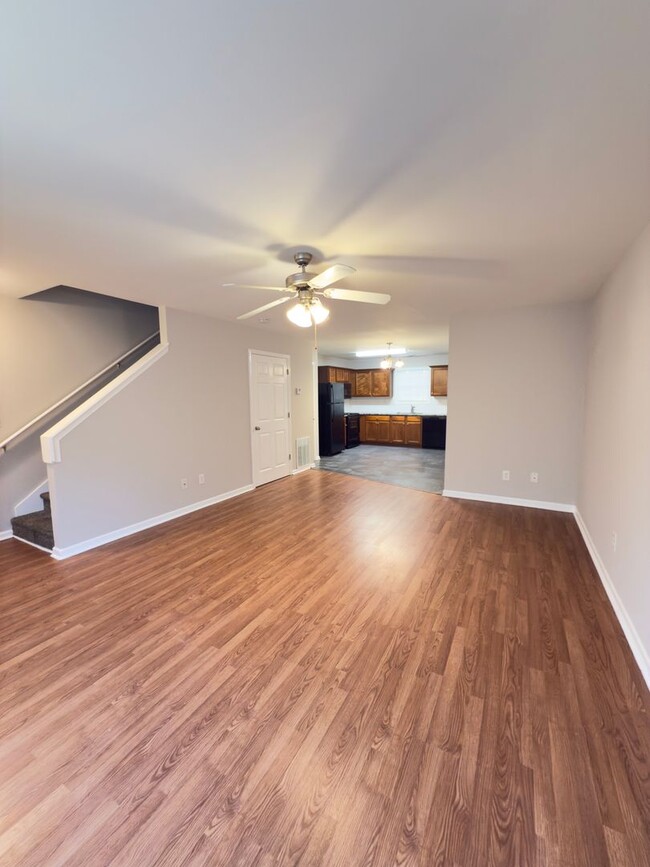 Photo - Fantastic 2 bedroom 2.5 bath townhome in a...