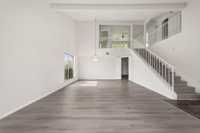 Photo - 710 Beechbend Dr