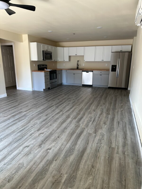 Building Photo - 16899 S 12th St Unit C7 Rental