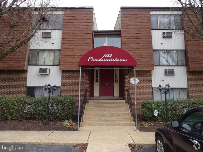 Building Photo - 610 W 11th St Unit 1 Rental