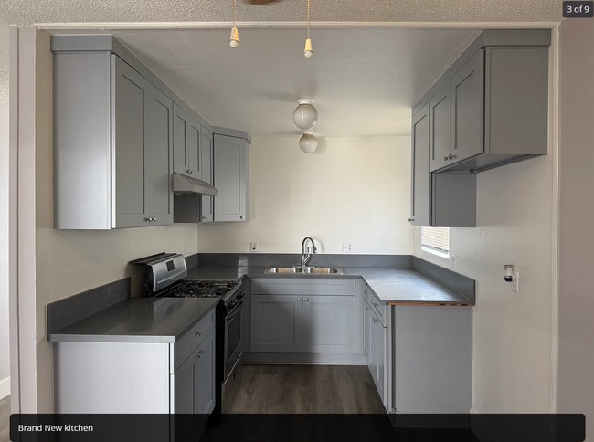 Photo - 2154 W Brownwood Ave Unit 1
