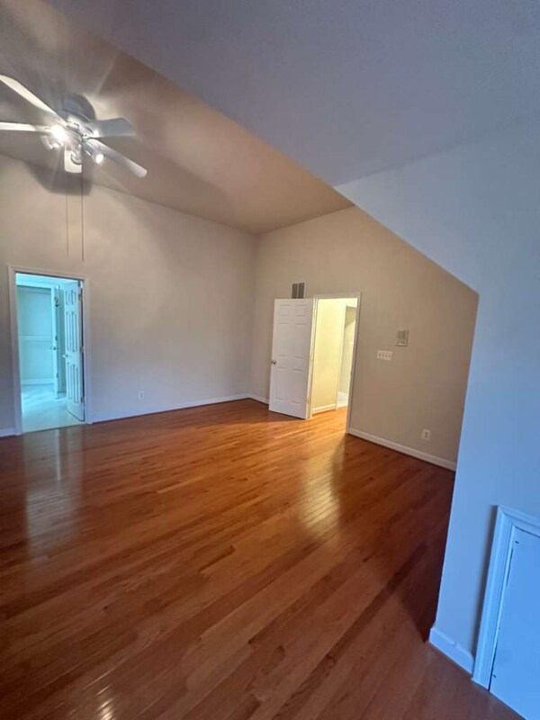 Photo - 2907 Dumas St