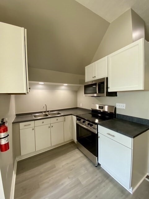 Building Photo - 30 Briggs St Unit 3