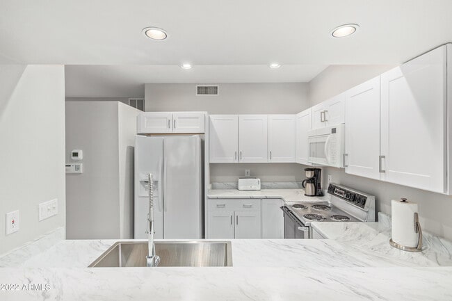 7700 E Gainey Ranch Rd Unit 101