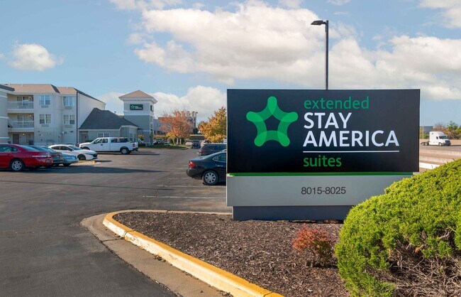 Furnished Studio-Kansas City - Lenexa - 87th St.