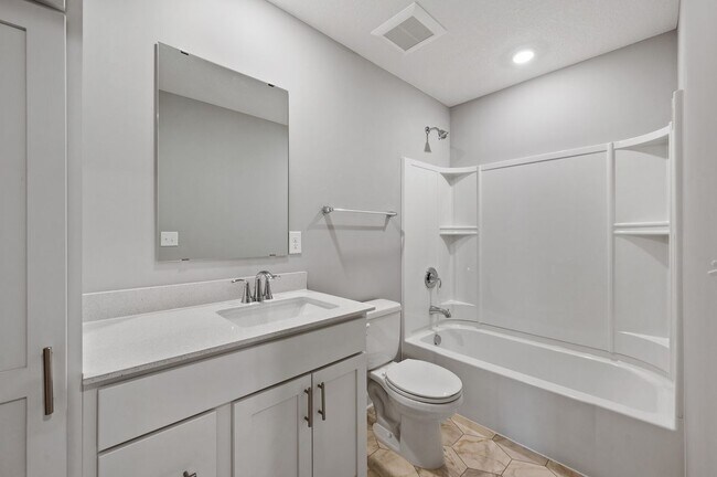 Photo - 11032 Zest St NE