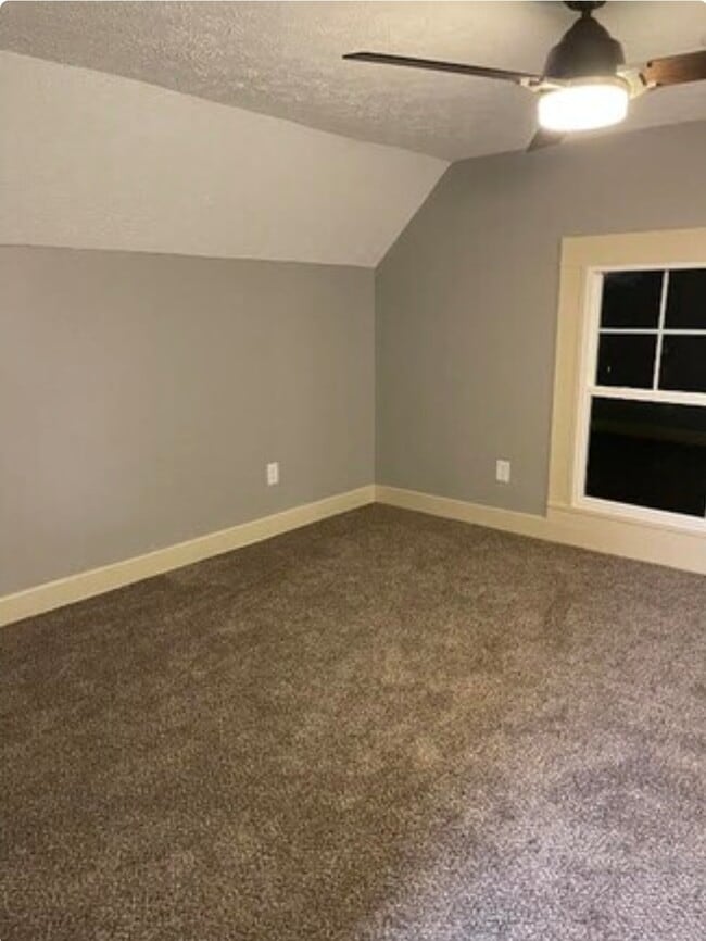 Photo - 1338 W 85th St Unidad B