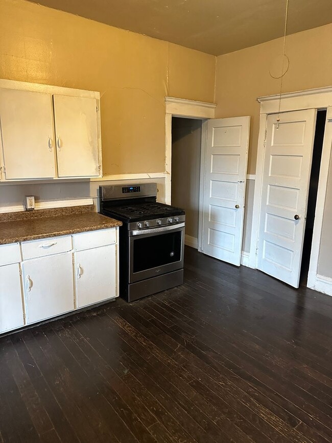 554 Bellows St Unit 11