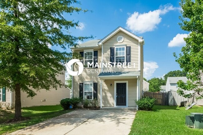 Building Photo - 3 Bedroom Pet-Friendly Home in Raleigh, NC with Main Street Renewal