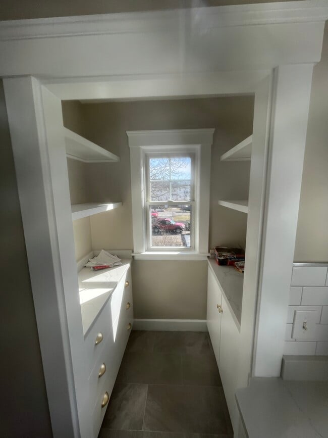 Pantry - 41 Brimmer St Unit 41