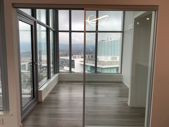 1888 Gilmore Ave Unit 4603