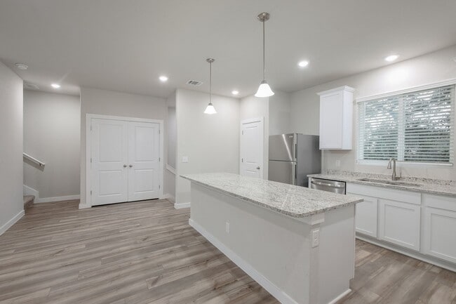 Photo - Luxurious 3/3.5 in The Preserve at the Dom... Unit 7114 Lunes Bell