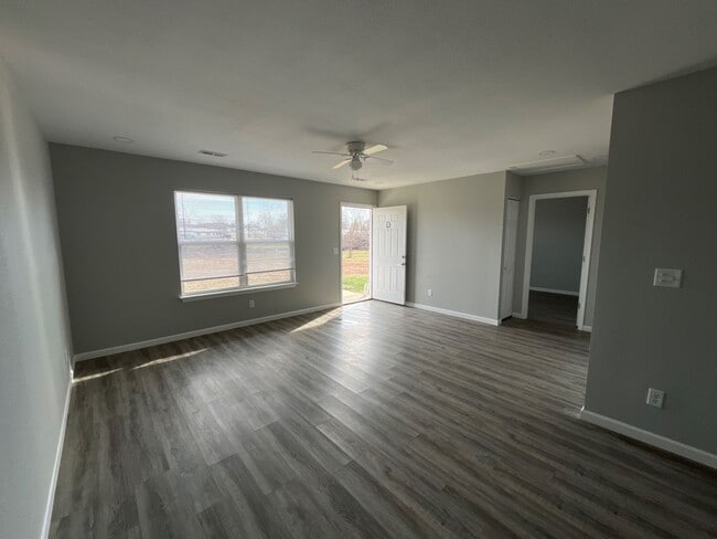 Photo - 1208 Jones Ave Unit 1208 D Deer Run