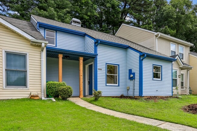 Building Photo - Bright and Gorgeous - Updated 3BR/2BA Townhome!