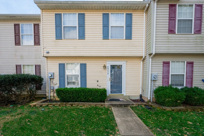 Building Photo - 45275 Elkton Ln