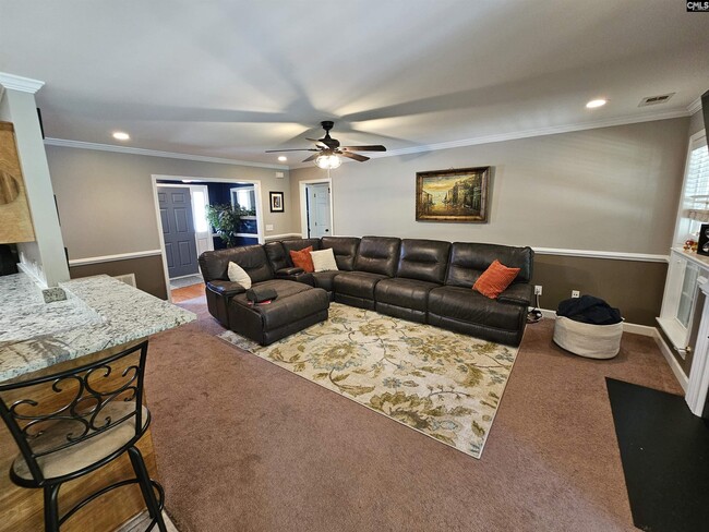 Photo - 230 Sorrel Tree Ln